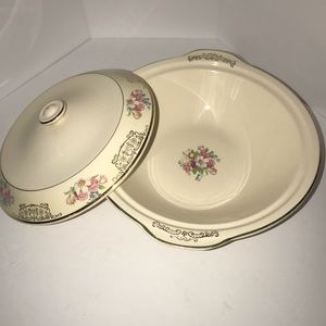 The Paden City Pottery Vintage Covered Dish